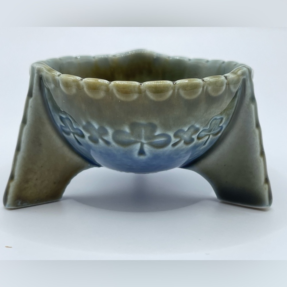 RARE Vintage Blue Green Irish Porcelain 2 Shamrock 3 Footed Salt Cellar Ireland